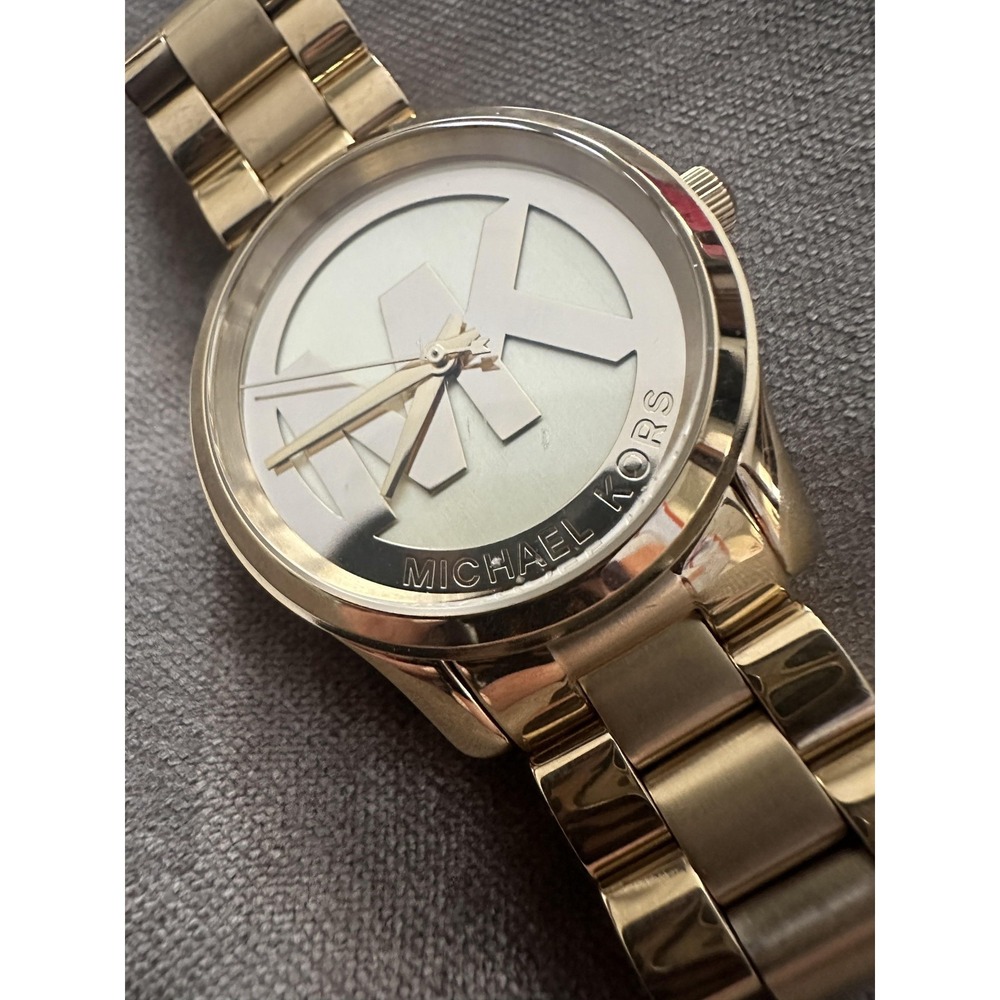 Michael Kors Watch Womens‎ Stainless Steel Quartz MK-5786 10 ATM Large Face